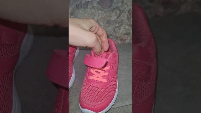 Кроссовки. 29 размер. 18.5 см по стельке смотреть онлайн