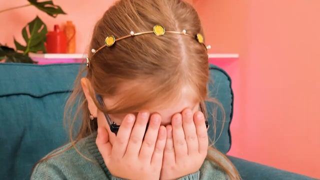 ЛУЧШИЕ РОДИТЕЛЬСКИЕ/ПУТЕВЫЕ ЛАЙФХАКИ ДЛЯ ПУТЕШЕСТВИЙ || Идеи Сделай Сам, Идеи для Родителей смотреть онлайн