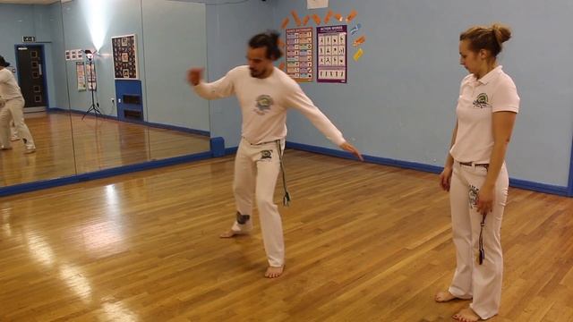 Capoeira Ginga Tutorial смотреть онлайн