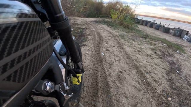 Катаемся на мотоцикле Minsk scrambler 250 смотреть онлайн