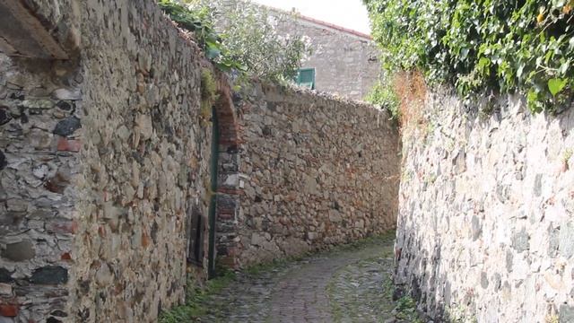 LEVANTO, passeggiata nel centro storico di Levanto - Free Soul On The Road - Elisabetta Frega смотреть онлайн