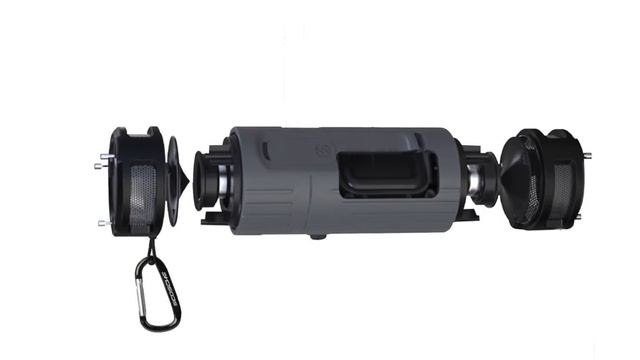 Scosche BoomBOTTLE Bluetooth Speaker Review смотреть онлайн