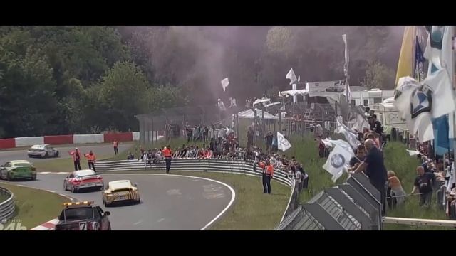 DT Test Drive — Lamborghini Aventador SVJ Roadster