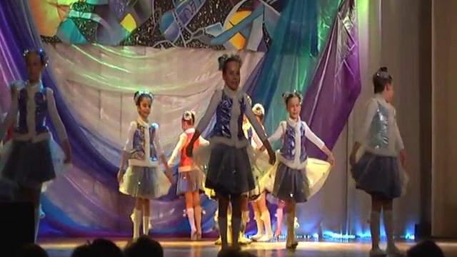 танец про тик-так смотреть онлайн