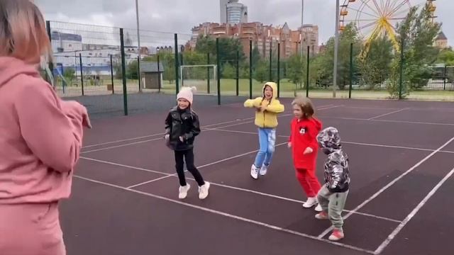 Гимнастика для детей: зарядка в игровой форме смотреть онлайн