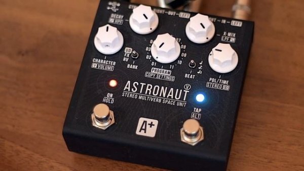 A+ Astronaut V by Shift line (PARADOX)