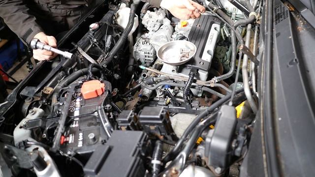 Part 2 - Honda CRV 2 Litre K20 A4 Head Gasket Repair #hondacrv #k20 #k24 #crv