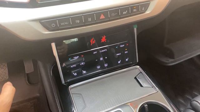 2020 HONGQI HS7 Walkaround- China Auto Show(2020款一汽红旗HS7，外观与内饰实拍)