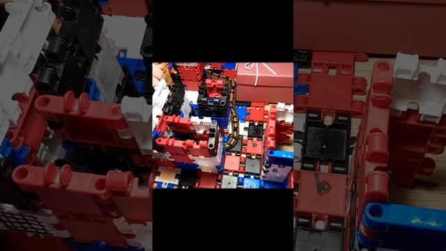 python in backrooms смотреть онлайн