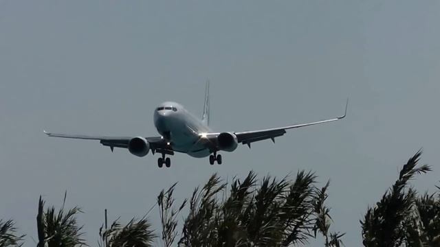 Посадка самолетов над пляжем. Сен-Мартен. Пхукет. Корфу. смотреть онлайн