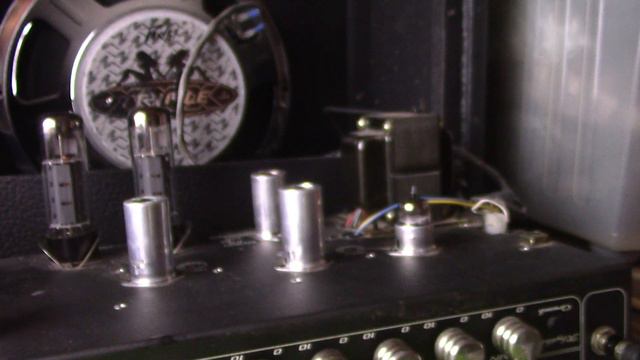 RCA 12AX7A Vs Mullard UK 12AX7 Tube Tone Comparison Peavey XXX Amp Fishman Fluence Pickups