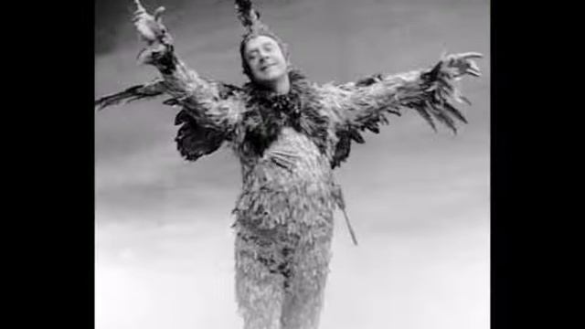 Käbi Laretei, piano, plays Jean Francaix: "Hommage à l'ami Papageno" смотреть онлайн