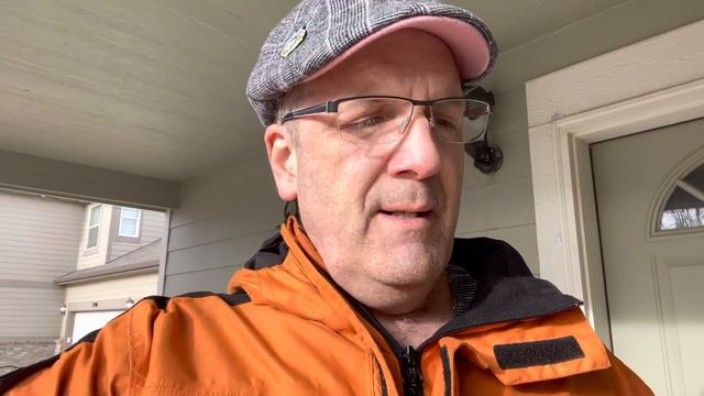 Thought for today: Don't be Spock, and don't be Kirk смотреть онлайн