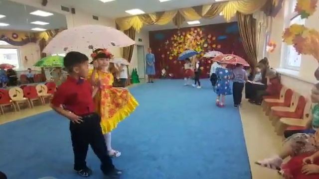 Детские танец дождик смотреть онлайн