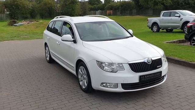 SKODA Superb 1.6 TDI Greenline CR Elegance https://www.sjraynercars.co.uk смотреть онлайн