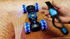 Дрифт машинка перевертыш Skidding Stunt Car, управление жестами