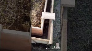 Бетонные работы на кладбище. Установка Опалубки.