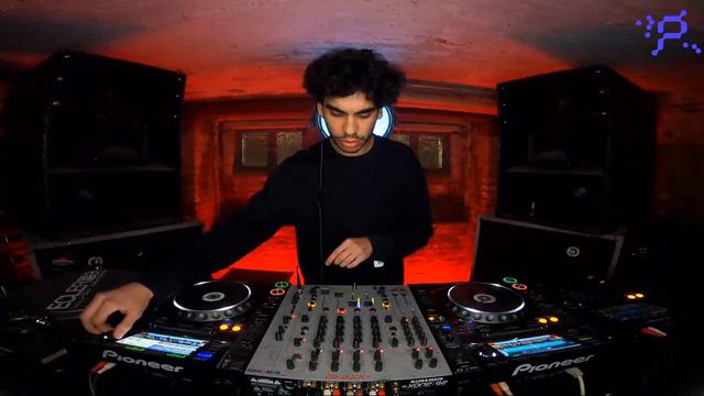 PATTERN: Sehnsucht Kollectiv Showcase - Navi - 04.30.22 - 5 P.M смотреть онлайн