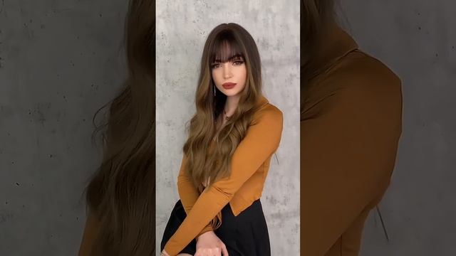 Long Curly Wig with Air Bangs смотреть онлайн