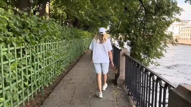 Vlog из Питера 2/3 || Разводные мосты смотреть онлайн