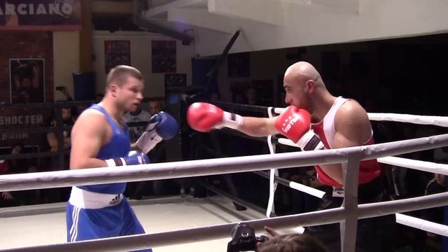 10 Абдуллажанов Зухридин БК Ударник vs Солонин Никита ЦЕ Русич смотреть онлайн