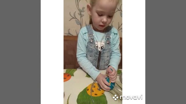 Изготавливаем своими руками сенсорную игрушку из шарика и крахмала смотреть онлайн