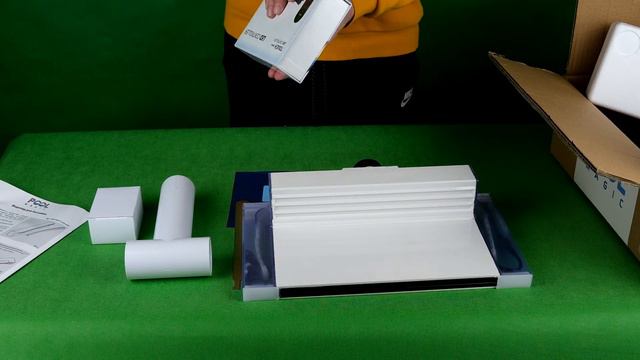 Водопад для бассейна стеновой встраиваемый Poolmagic 12 LED - Распаковка смотреть онлайн