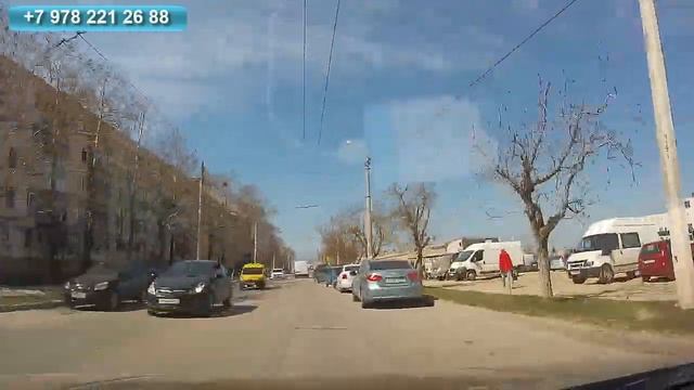 Катаемся по Корабельной стороне Севастополя смотреть онлайн