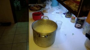 Торт сливочный из печенья Мария со сгущенкой