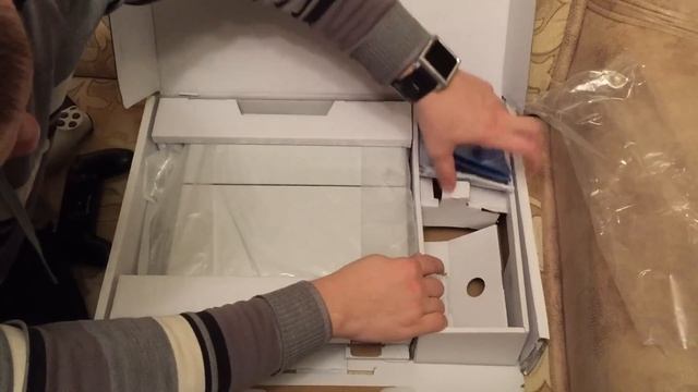 Распаковка белой PS4 | Unpacking White PS4