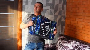 Вся правда про обучение на гармошке по курсу "Любая песня на гармони за 5 минут"