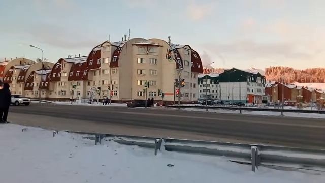 Режим работы светофора со стороны Объездной (перекрёсток Зеленодольская) смотреть онлайн