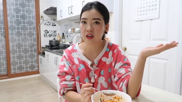 ГОТОВИМ ДОМА КОРЕЙСКИЙ СУП КИМЧИ ТИГЕ/ ПОДЕЛКИ ЛЕРЫ В САДИКЕ смотреть онлайн