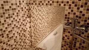 Как приклеить зеркало в ванной комнате, на что приклеить?