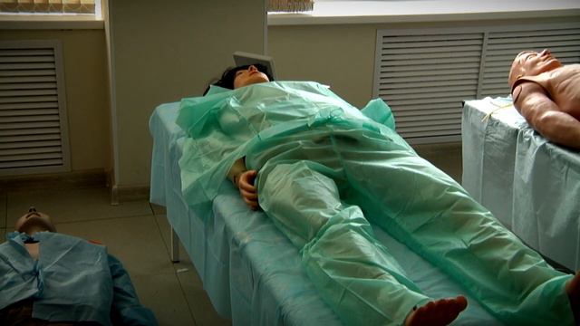 Тверские медики будут учиться спасать людей на умных манекенах смотреть онлайн
