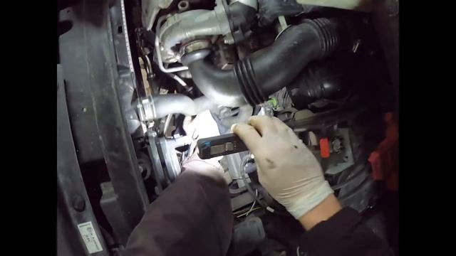 Citroen C4 Picasso Oil Replacement And Oil Filter Change, Step By Step DIY