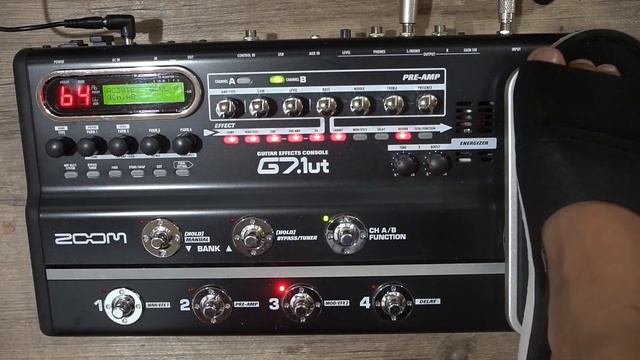 ZOOM G7.1ut Guitar Multieffects Sound Demo