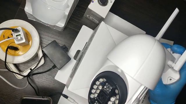 Внешняя (уличная) Wi-Fi видеокамера высокого качества с ночным видением и вращением смотреть онлайн