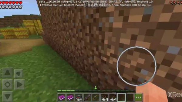 Какой-то монстр превращает всех жителей и людей в камень.