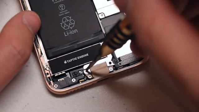 IPhone 8 Diversity WiFi Antenna Replacement
