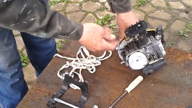 Мотокоса из чермета с рабочим двигателем смотреть онлайн