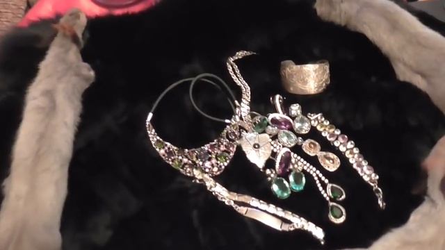 ДОМ ПОЛНАЯ ЧАША... ДЛЯ ВСЕХ смотреть онлайн