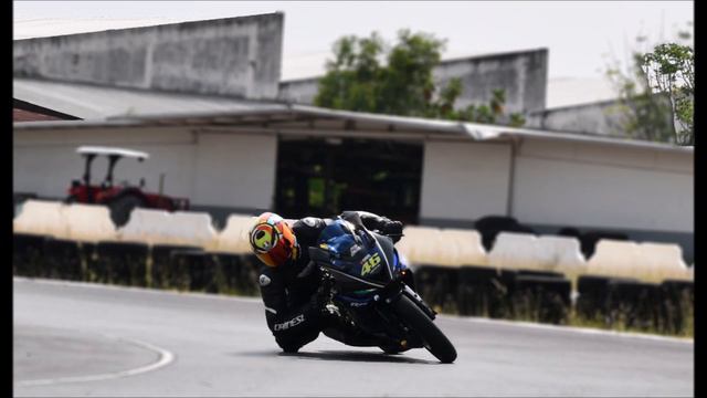 Pirelli diablo rosso sport ใส่กับ R15 Ninja150-400CC смотреть онлайн