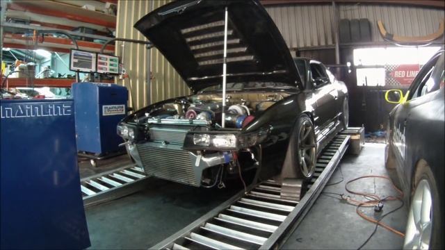 RB26 sil80 on dyno power run HD смотреть онлайн