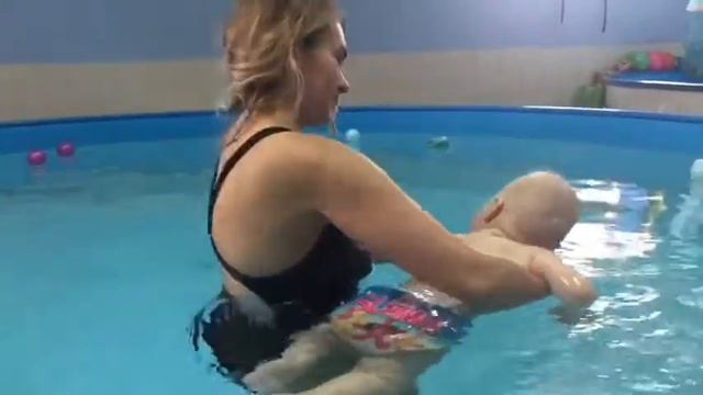 Сон в Бассейне !!! Вы такое видели?