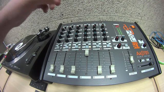 Rodec Mx180 Mk3 Vs Master Audio DjTool Six (audio comparativa) смотреть онлайн