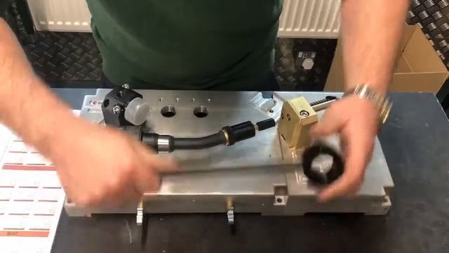 CyberWeld - Tutorial W500 Binzel Torch Straightening Jig смотреть онлайн