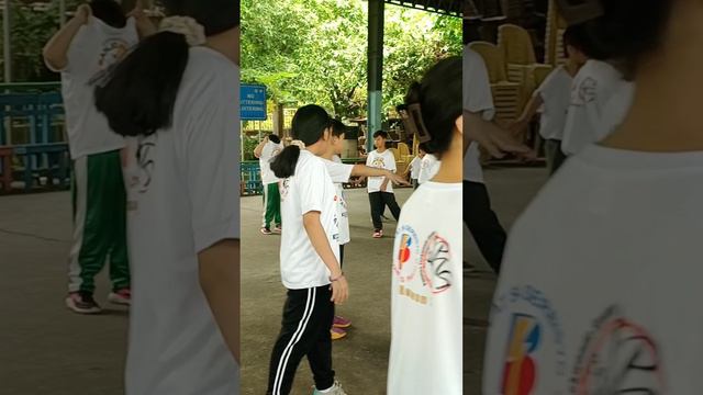 COUNCILOR BANJO PILAR, PINASAYA ANG MGA BATA NG BRGY UNANG SIGAW ! ! ! 🙀🙀🙀 смотреть онлайн