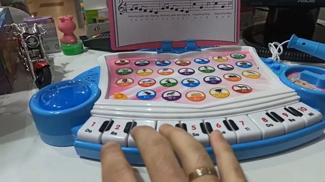 Пианино с НОТАМи! Магазин игрушек Чижик г. Витебск смотреть онлайн