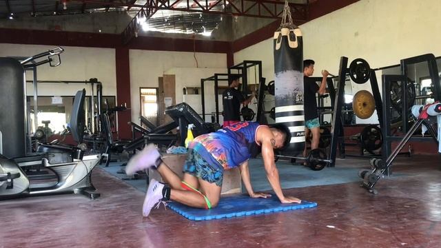 DO THIS EXERCISES TO JUMP HIGHER USING RESISTANCE BANDS ‼️ смотреть онлайн